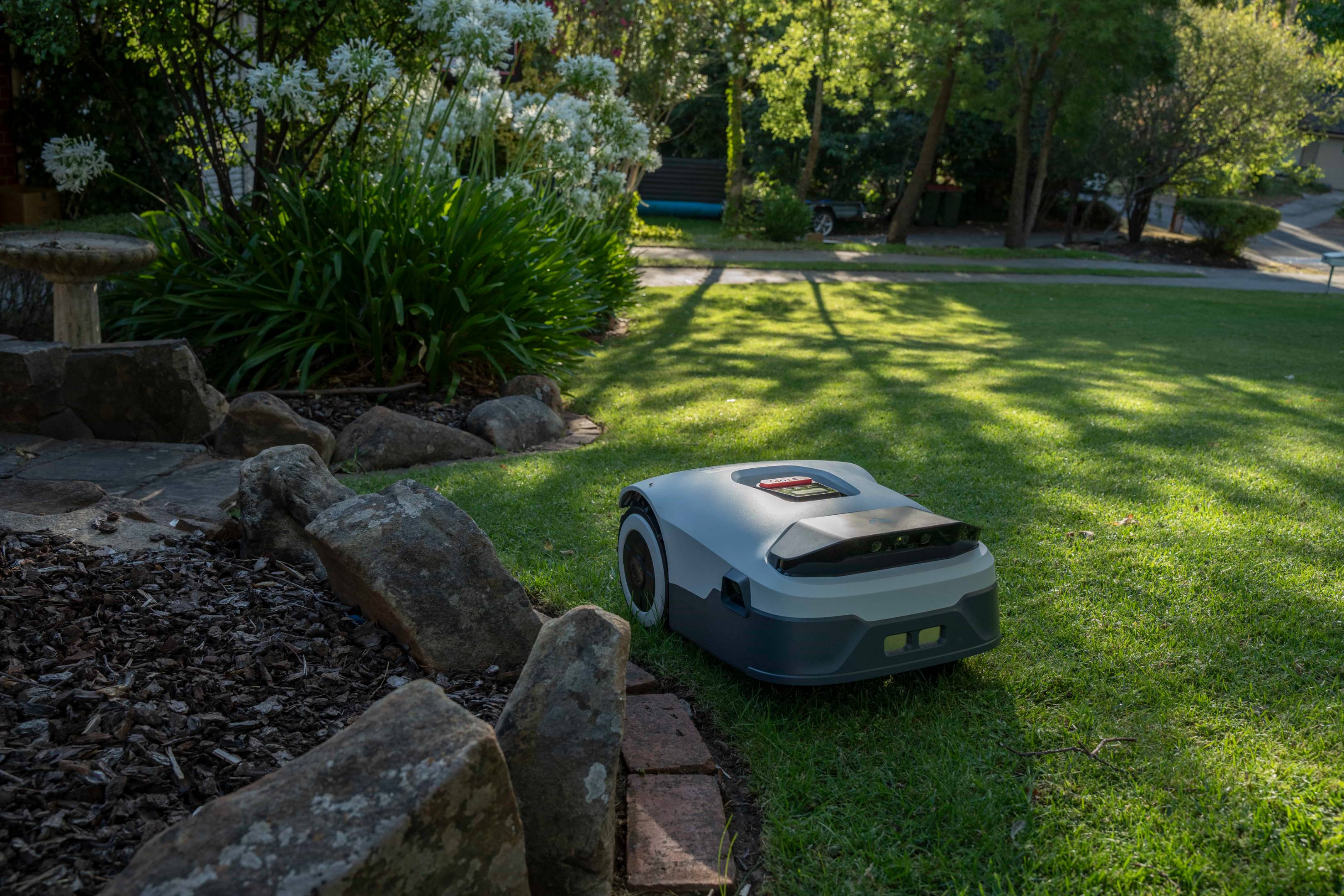 I test the ANTHBOT Genie 3000 robot lawn mower to say goodbye to the chore of mowing